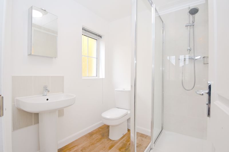 En-Suite- click for photo gallery